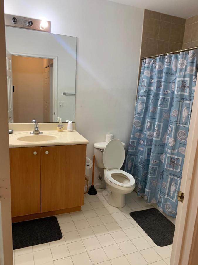 Bedroom Suite In Lauderdale Lakes Townhome Форт-Лодердейл Экстерьер фото