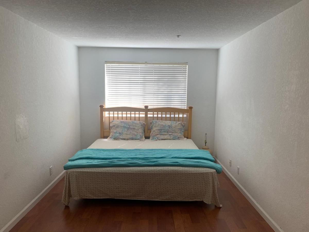 Bedroom Suite In Lauderdale Lakes Townhome Форт-Лодердейл Экстерьер фото