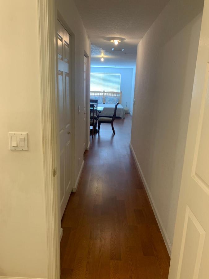 Bedroom Suite In Lauderdale Lakes Townhome Форт-Лодердейл Экстерьер фото